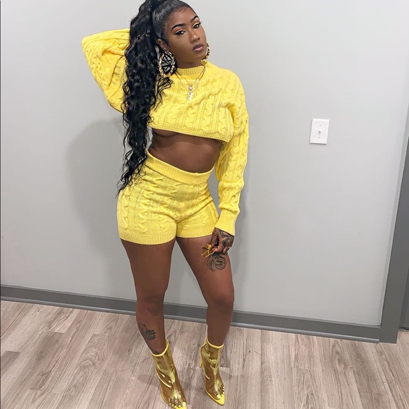 Other - Yellow 2 piece sweater outfit. Set.